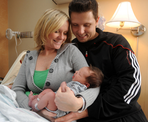 010110_NEW YEAR BABY 2-3 LON.jpg